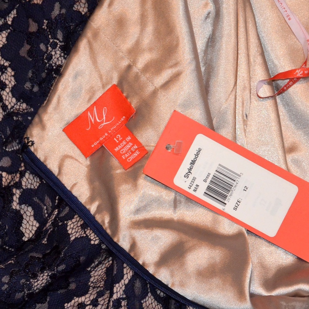 Monique Lhuillier NWT Navy Lace Sheath Dress 12 - Picture 10 of 11